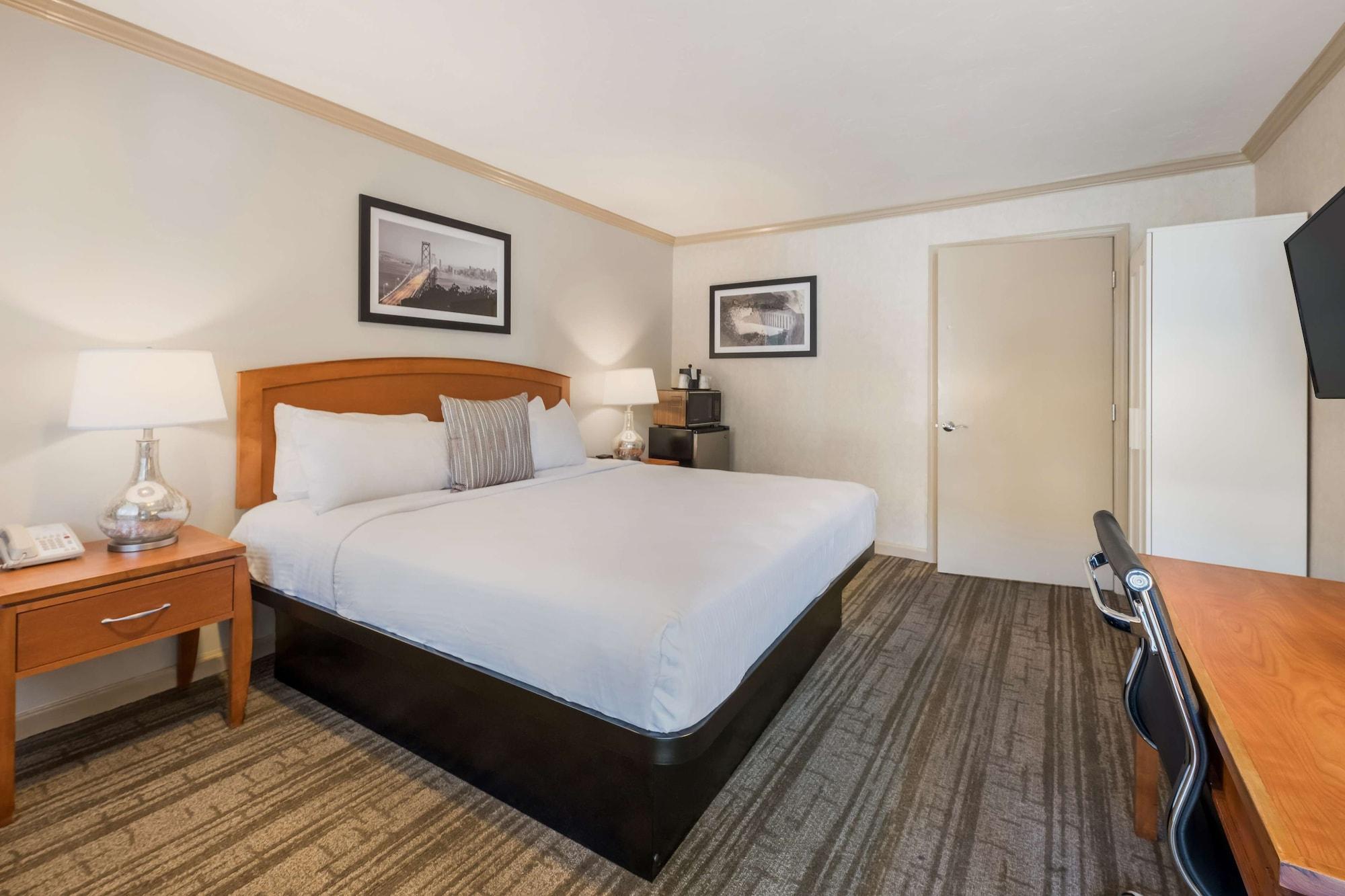 Surestay Plus Hotel By Best Western Маунтін-В'ю Екстер'єр фото